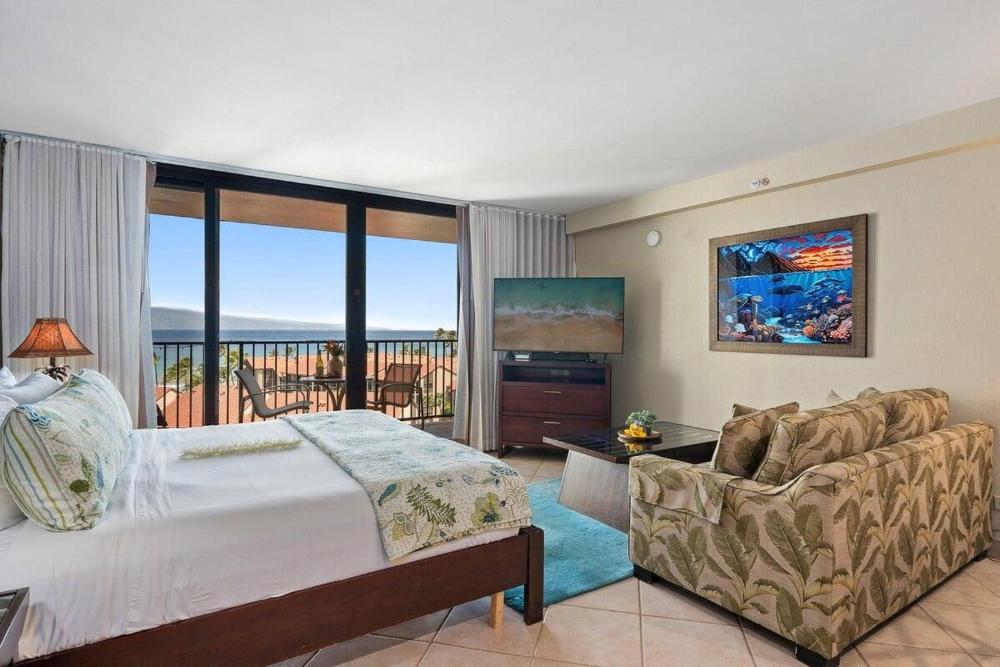 Kaanapali Shores 936 · KS 936 Kaanapali Penthouse Studio with AC